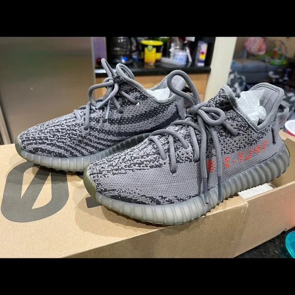 Adidas Yeezy Boost 350 V2 - Picture 5 of 11